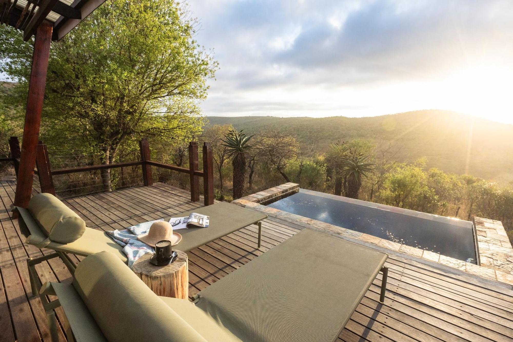 Rhino Ridge Safari Lodge KwaNompondo Luaran gambar