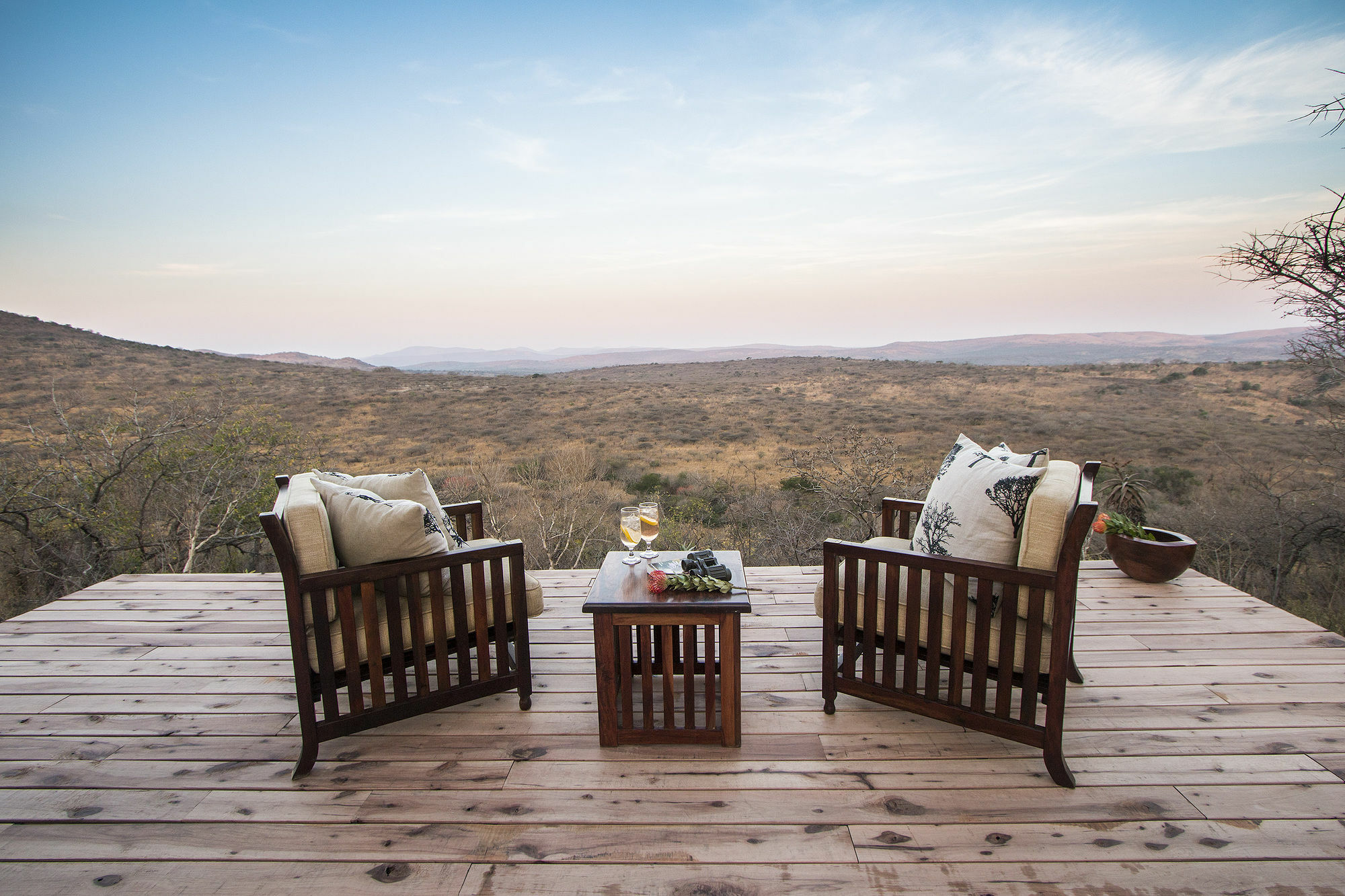 Rhino Ridge Safari Lodge KwaNompondo Luaran gambar