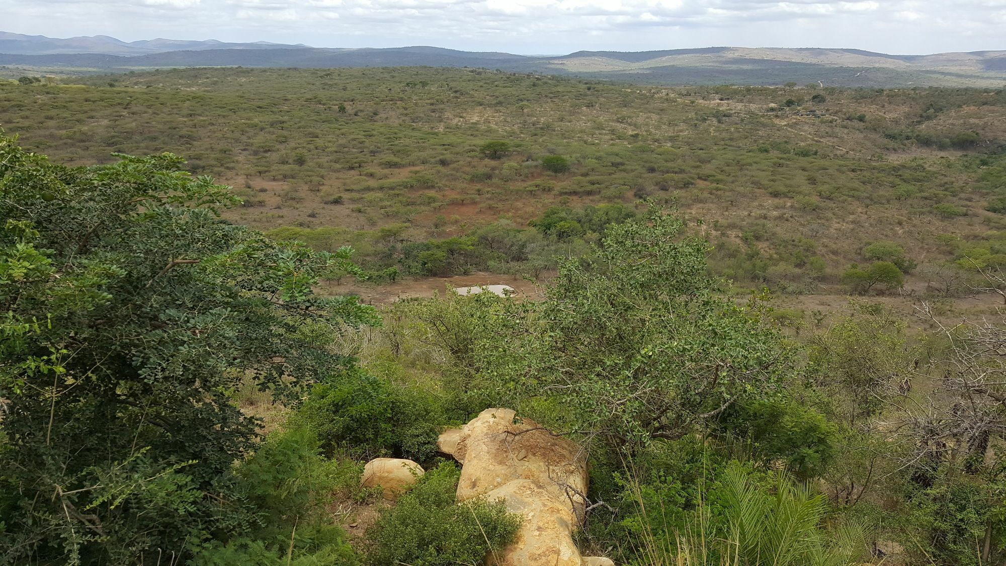 Rhino Ridge Safari Lodge KwaNompondo Luaran gambar